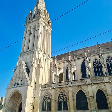 Appartement Studio Eglise Saint-sauveur - Hyper Centre